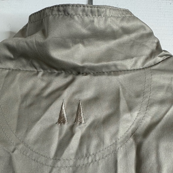 Greg Norman Full Zip Vest, Beige/Tan Windbreaker, Size XL - Picture 12 of 13